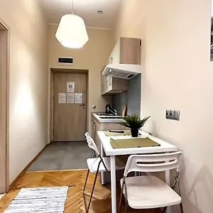 https://homely-studio.krakowhotelspoland.com