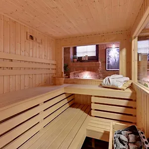 Sauna Retreat W Zaulku Sw Bartlomieja By Downtown Gdańsk