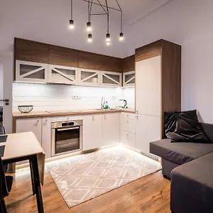 https://old-railway-station-view-lubicz-residence-wawelofts.krakowhotelspoland.com